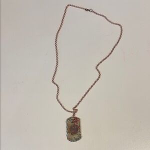 Elegant Floral Pendant Necklace